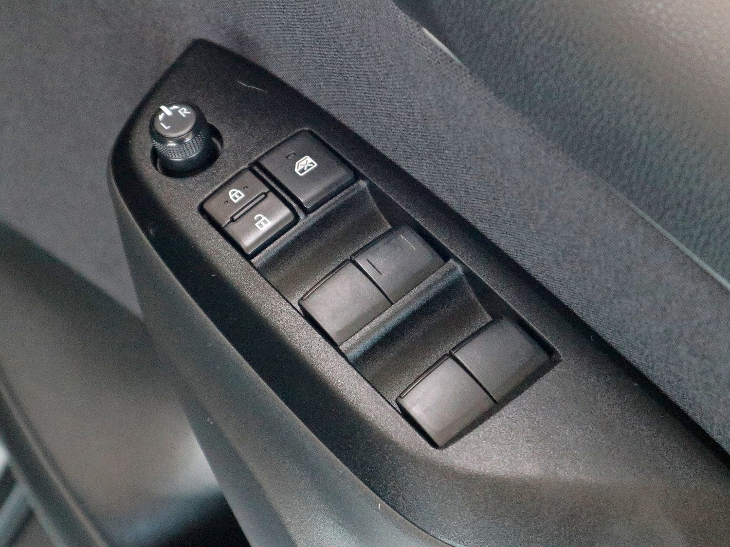 Used Mazda Mazda2 2025 for sale - 76885154: Photo 25