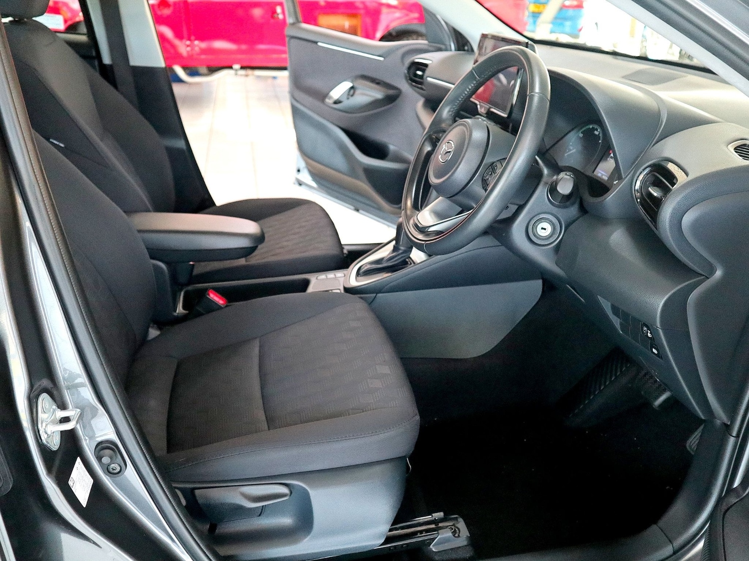 Used Mazda Mazda2 2025 for sale - 76885154: Photo 3