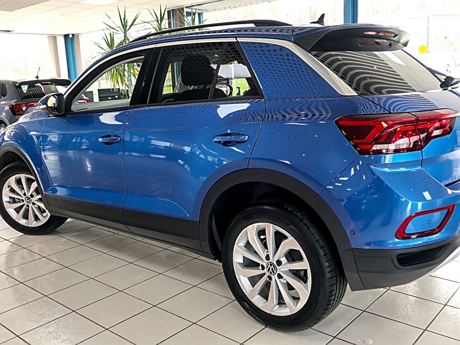 Used Volkswagen T-Roc 2024 for sale - 77228380: Photo 13