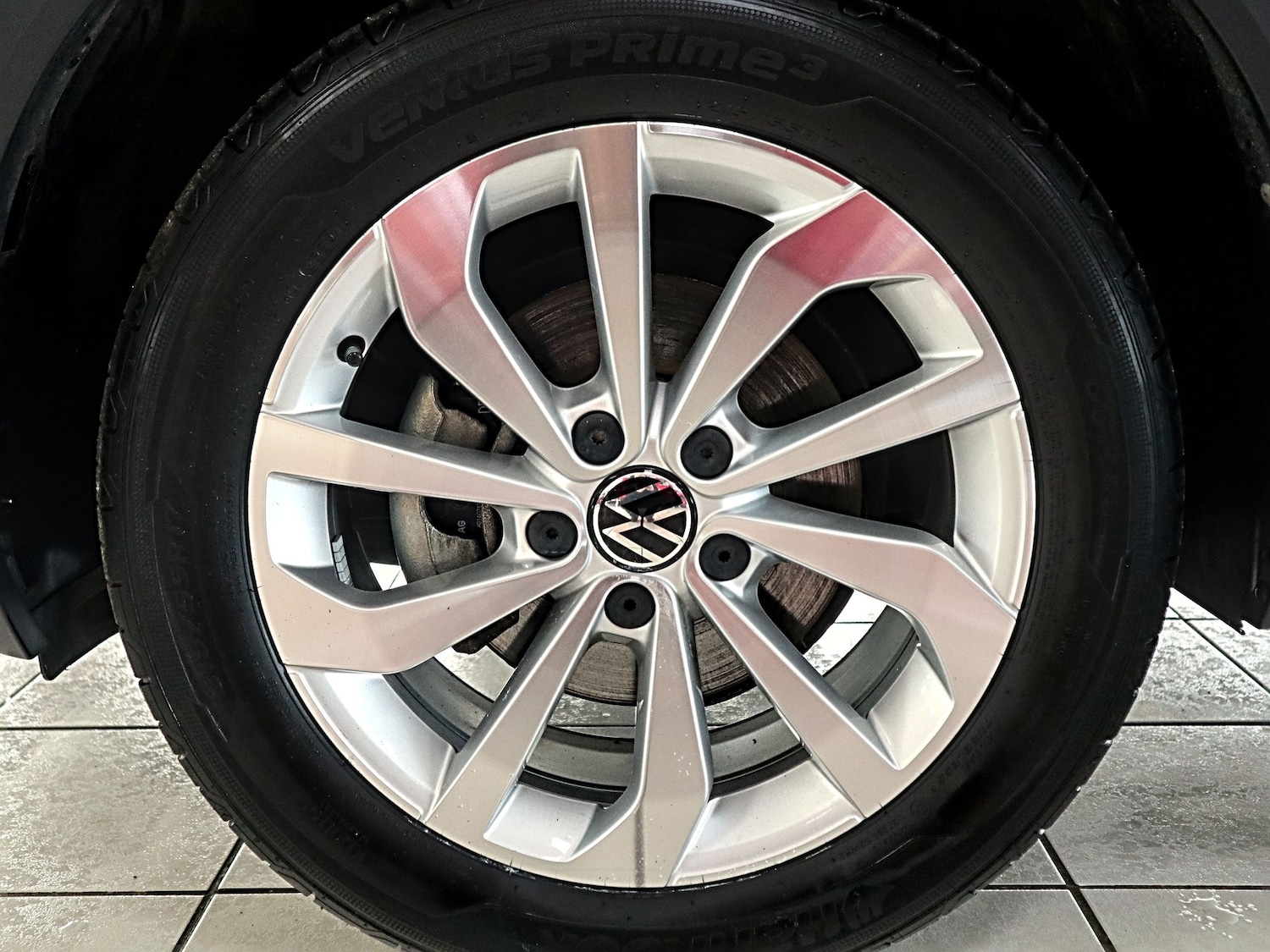 Used Volkswagen T-Roc 2024 for sale - 77228380: Photo 16