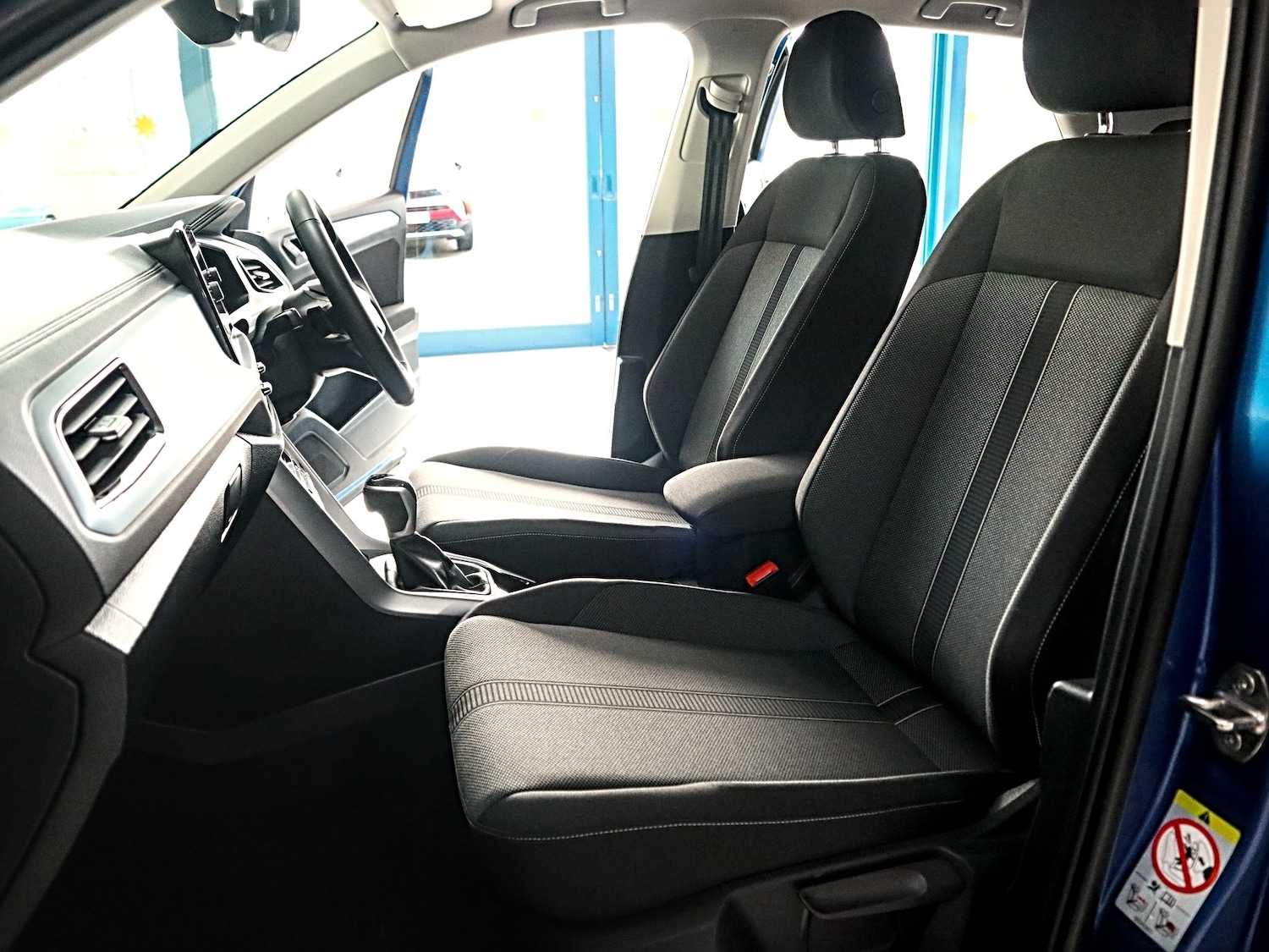 Used Volkswagen T-Roc 2024 for sale - 77228380: Photo 21