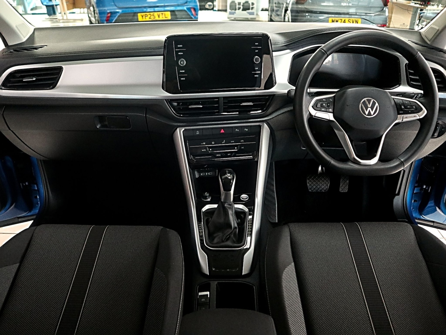 Used Volkswagen T-Roc 2024 for sale - 77228380: Photo 22