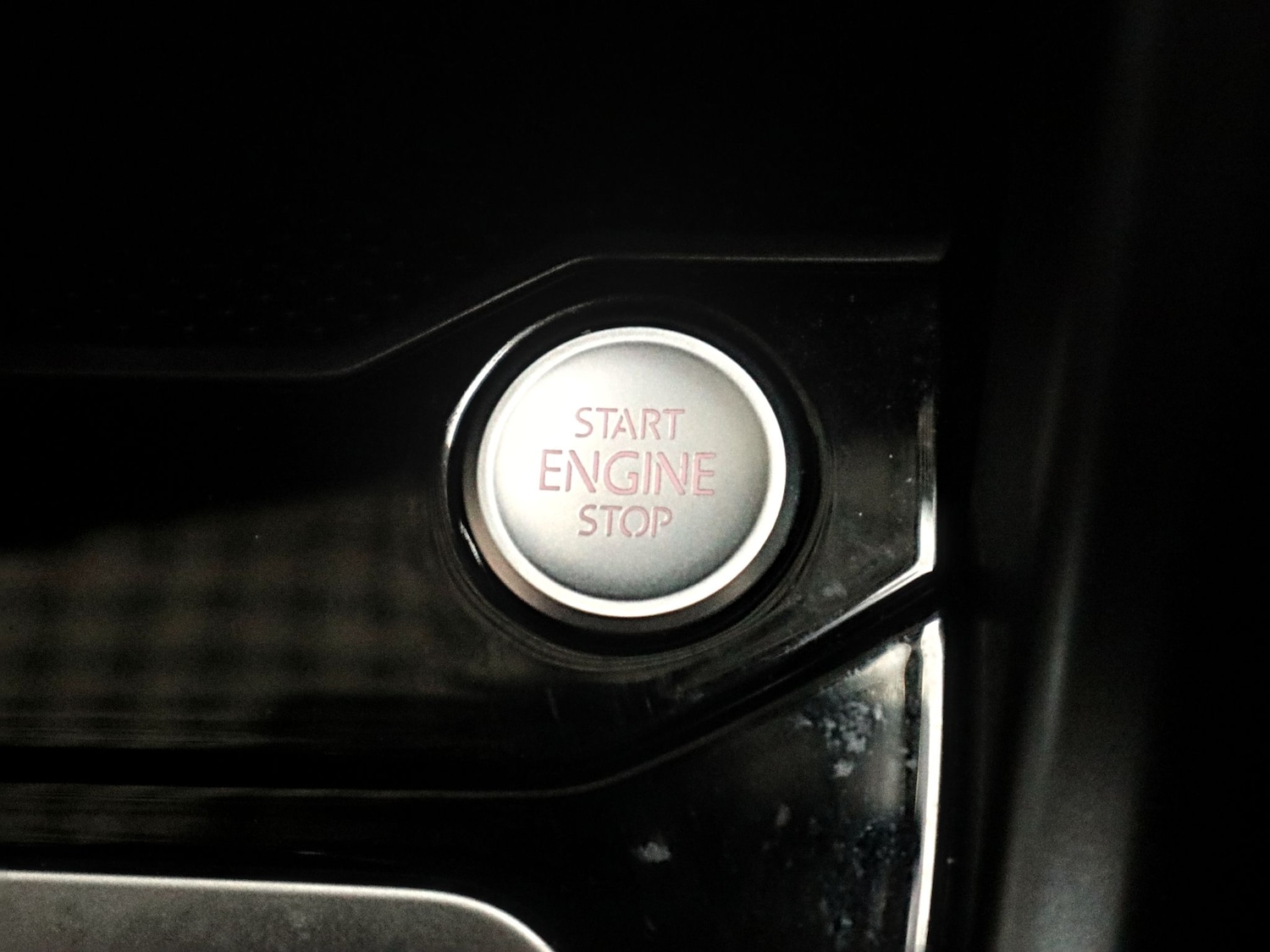 Used Volkswagen T-Roc 2024 for sale - 77228380: Photo 38