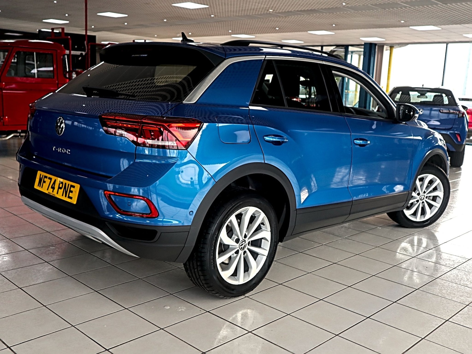 Used Volkswagen T-Roc 2024 for sale - 77228380: Photo 7