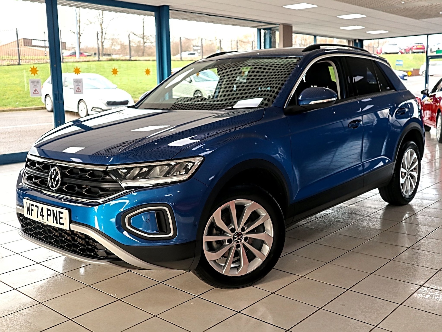 Used Volkswagen T-Roc 2024 for sale - 77228380: Photo 9