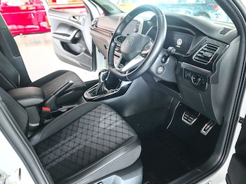 Used Volkswagen T-Cross 2024 for sale - 78727437: Photo