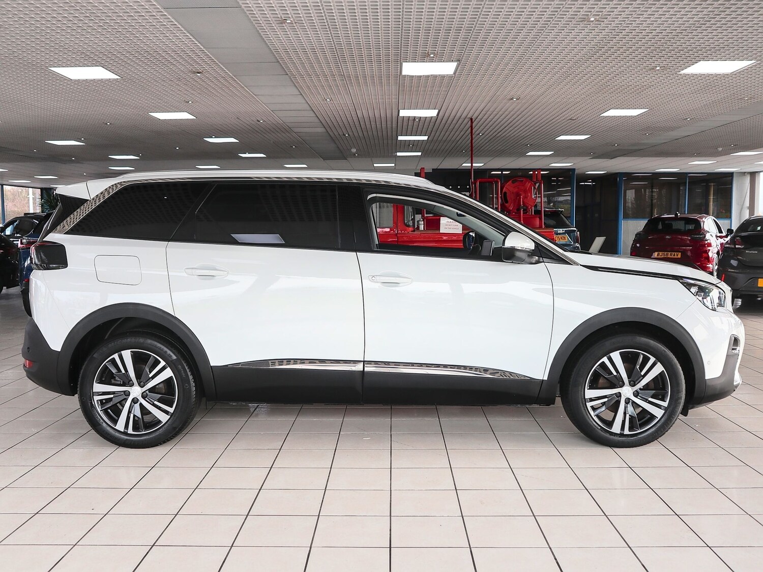 Used Peugeot 5008 2020 for sale - 77508769: Photo 6