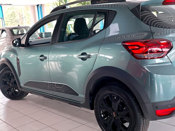 Used Dacia Sandero Stepway 2023 for sale - 75530304: Photo 13