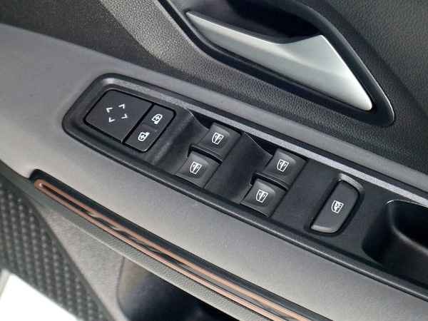 Used Dacia Sandero Stepway 2023 for sale - 75530304: Photo 27