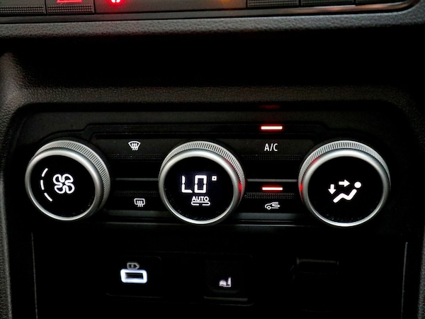 Used Dacia Sandero Stepway 2023 for sale - 75530304: Photo 37