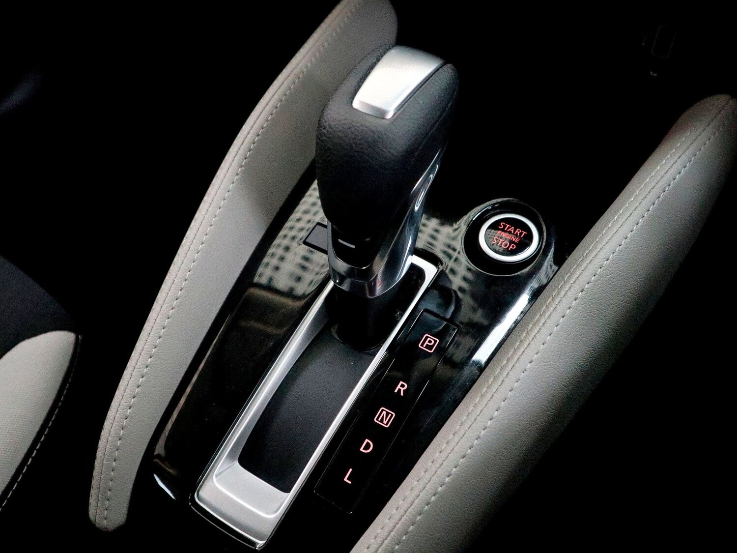 Used Nissan Micra 2021 for sale - 76548004: Photo 35