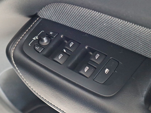 Used Volvo XC60 2021 for sale - 74918881: Photo 26