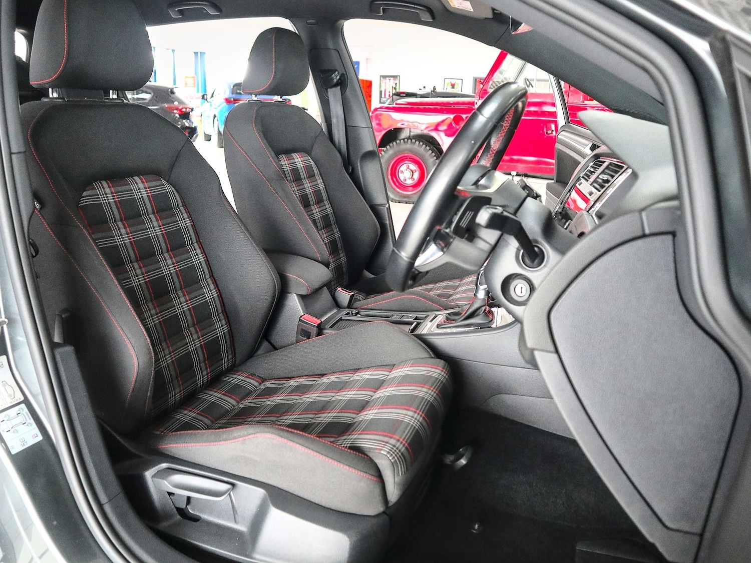 Used Volkswagen Golf 2017 for sale - 77522289: Photo 21