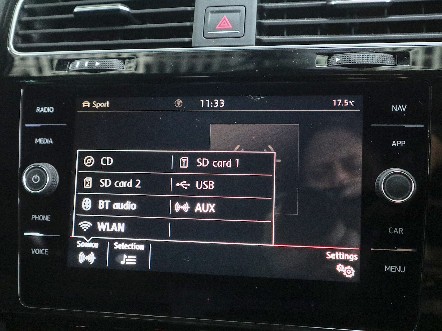 Used Volkswagen Golf 2017 for sale - 77522289: Photo 33