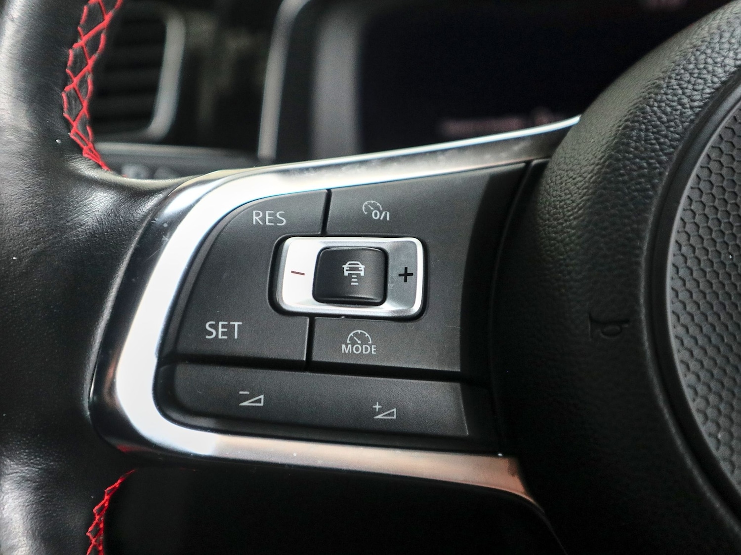 Used Volkswagen Golf 2017 for sale - 77522289: Photo 45