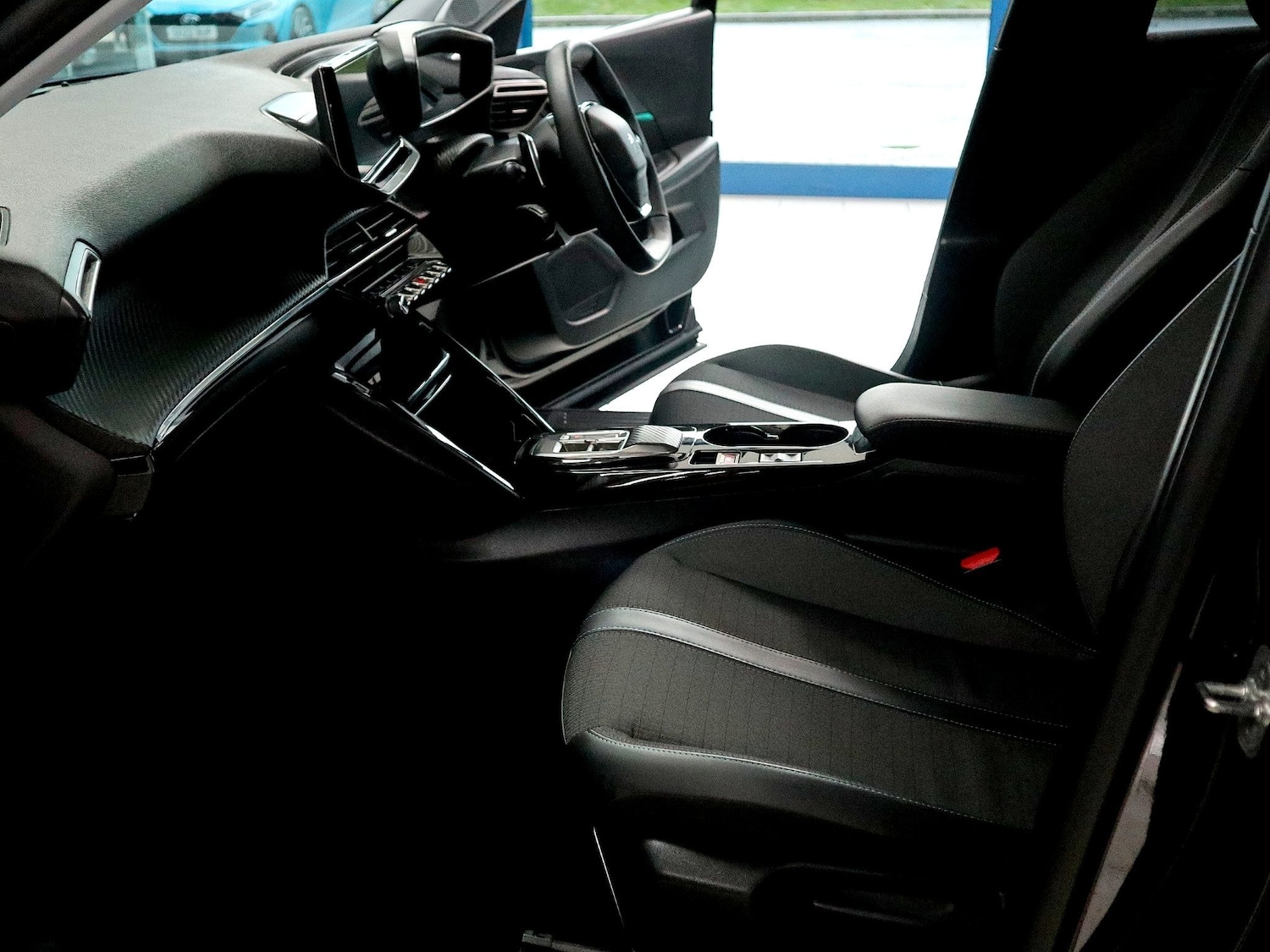 Used Peugeot 2008 2022 for sale - 77409728: Photo 4