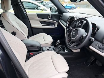 MINI Countryman feature image 3