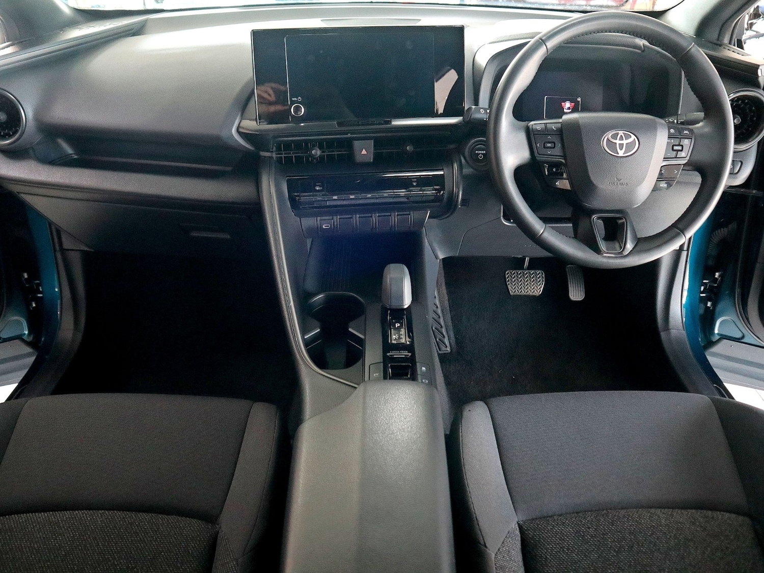 Used Toyota C-HR 2024 for sale - 75621627: Photo 25