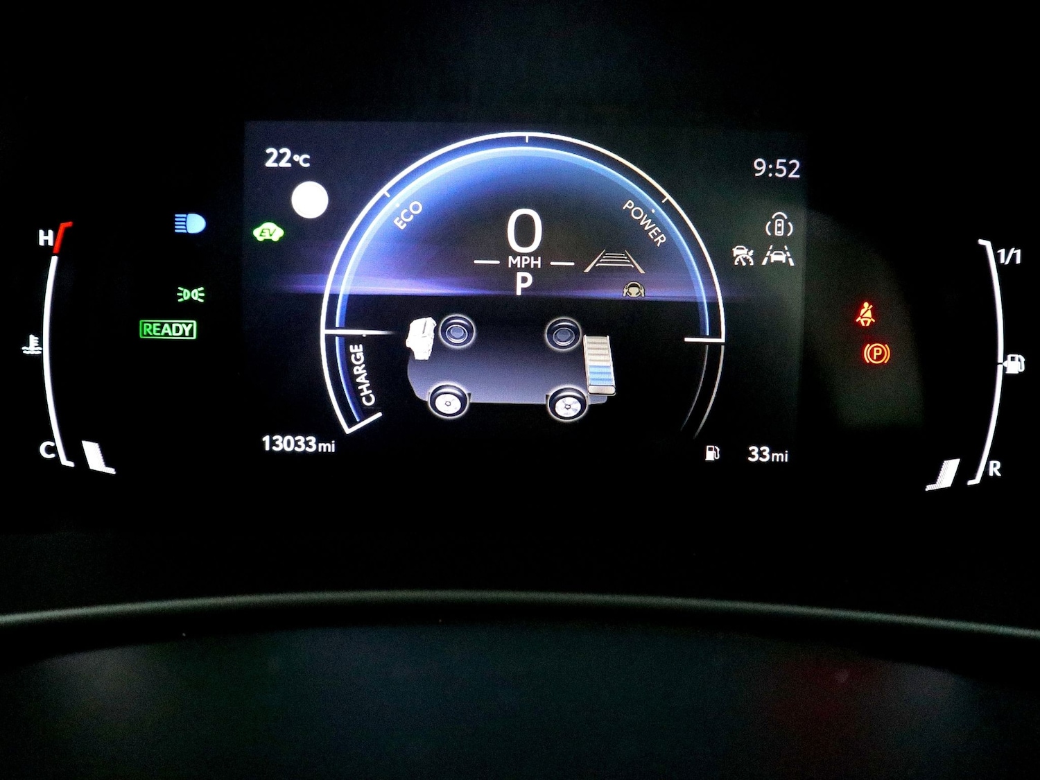 Used Toyota C-HR 2024 for sale - 75621627: Photo 28