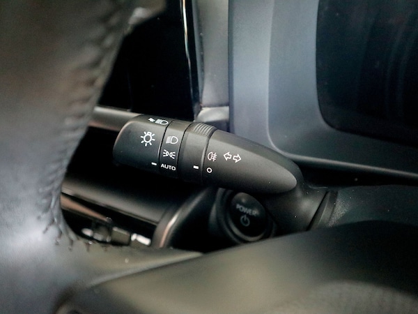 Used Toyota C-HR 2024 for sale - 75621627: Photo 37