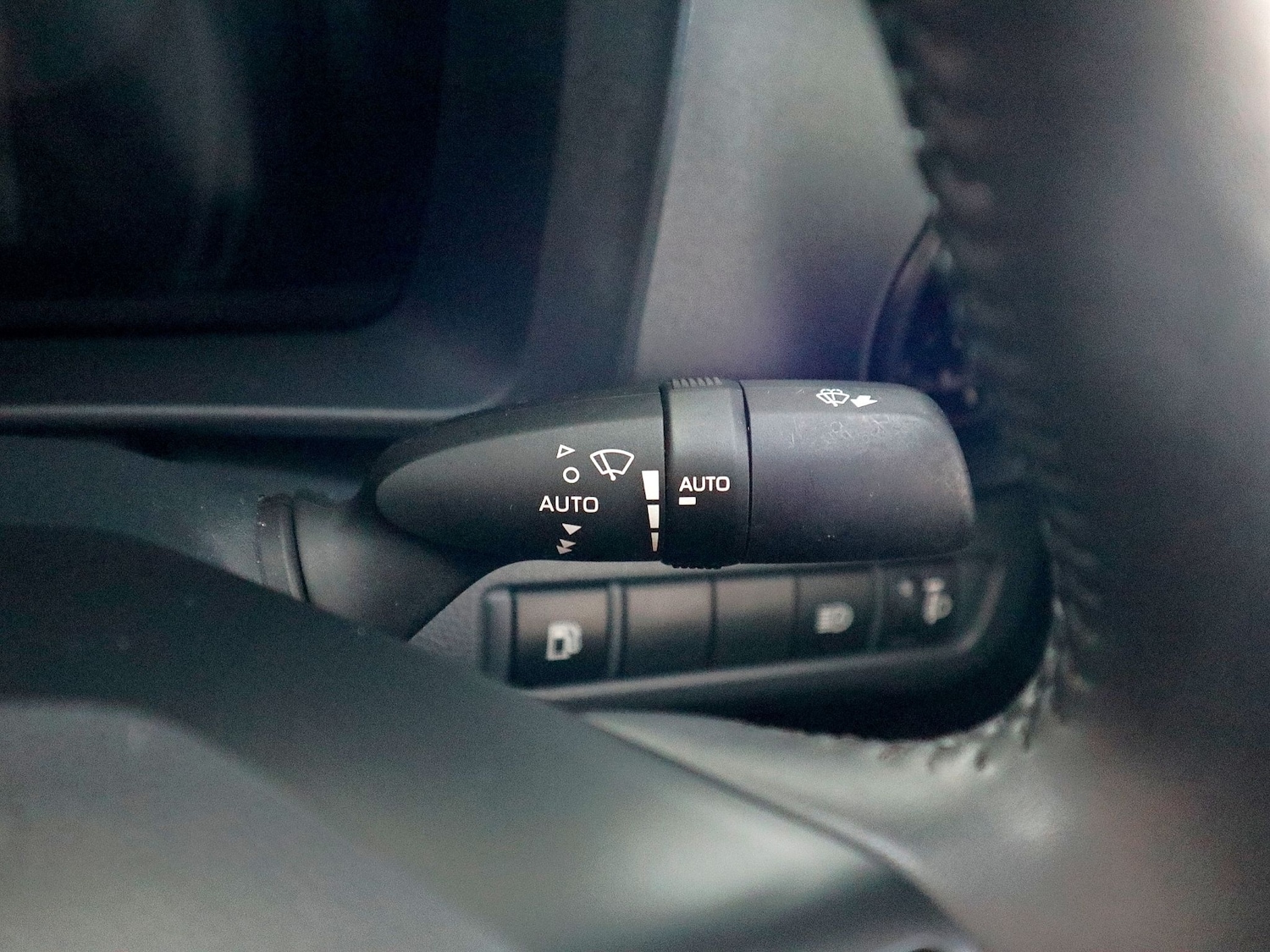 Used Toyota C-HR 2024 for sale - 75621627: Photo 39