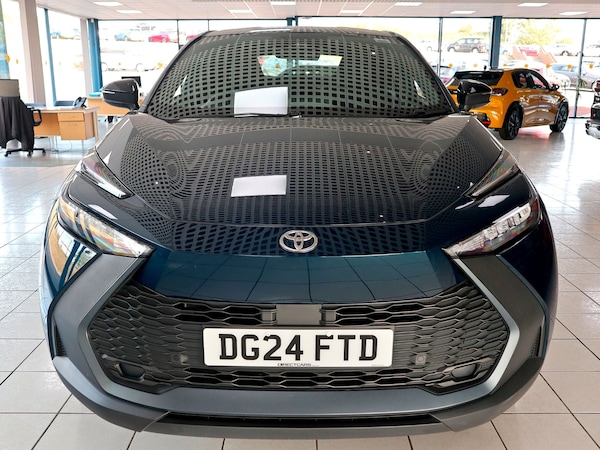 Used Toyota C-HR 2024 for sale - 75621627: Photo 5