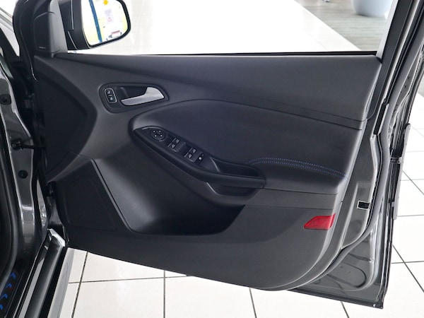 Used Ford Focus 2017 for sale - 76000428: Photo 30