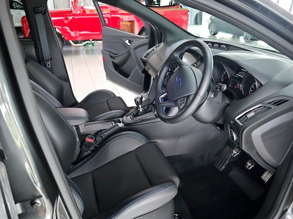 Used Ford Focus 2017 for sale - 76000428: Photo 3