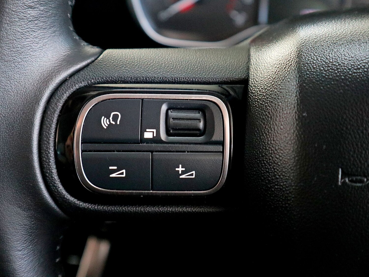 Used Citroen C3 Aircross 2023 for sale - 75731486: Photo 36