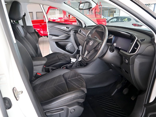 Used Vauxhall Grandland 2023 for sale - 74886758: Photo 3