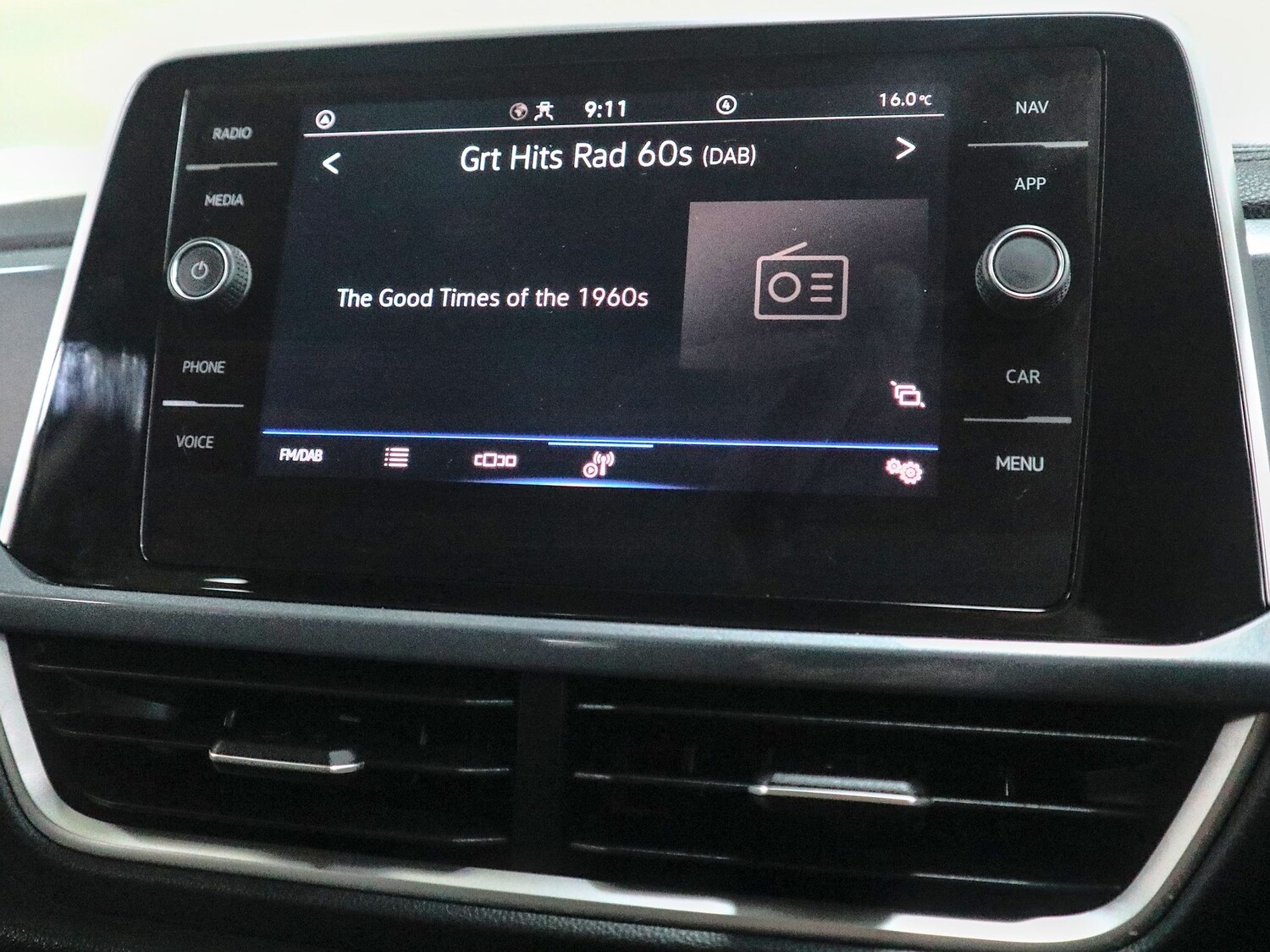 Used Volkswagen T-Roc 2023 for sale - 77303927: Photo 54