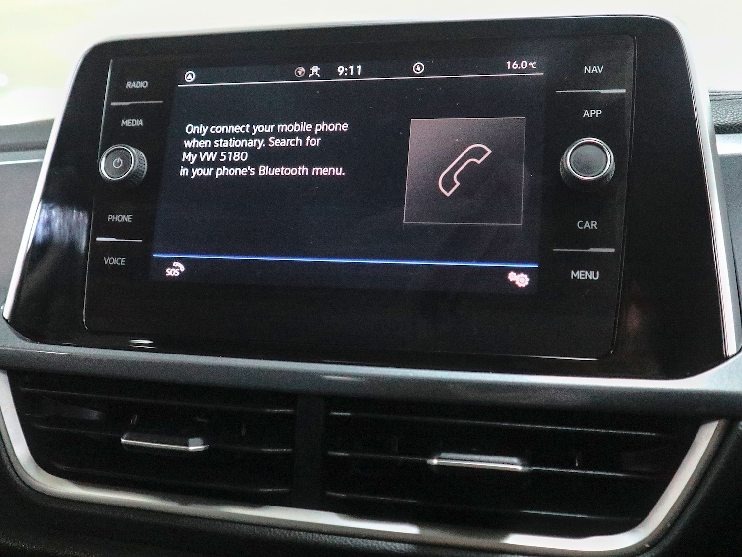 Used Volkswagen T-Roc 2023 for sale - 77303927: Photo 61