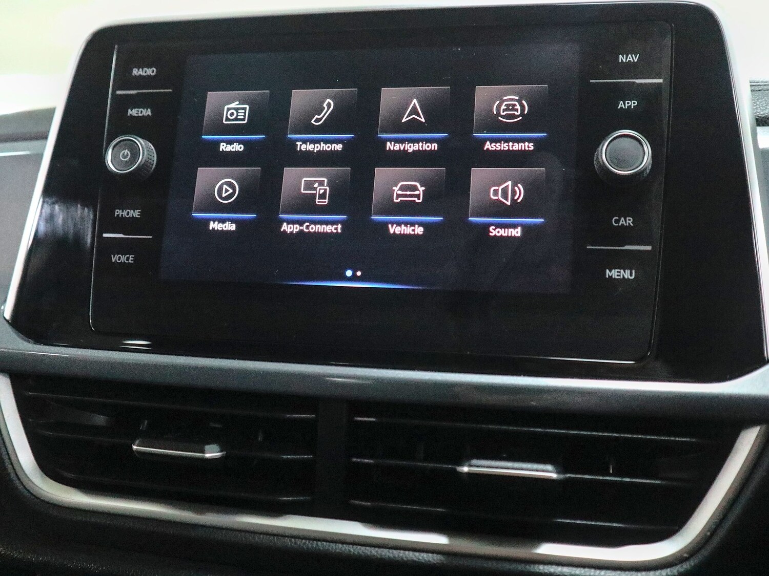 Used Volkswagen T-Roc 2023 for sale - 77303927: Photo 66