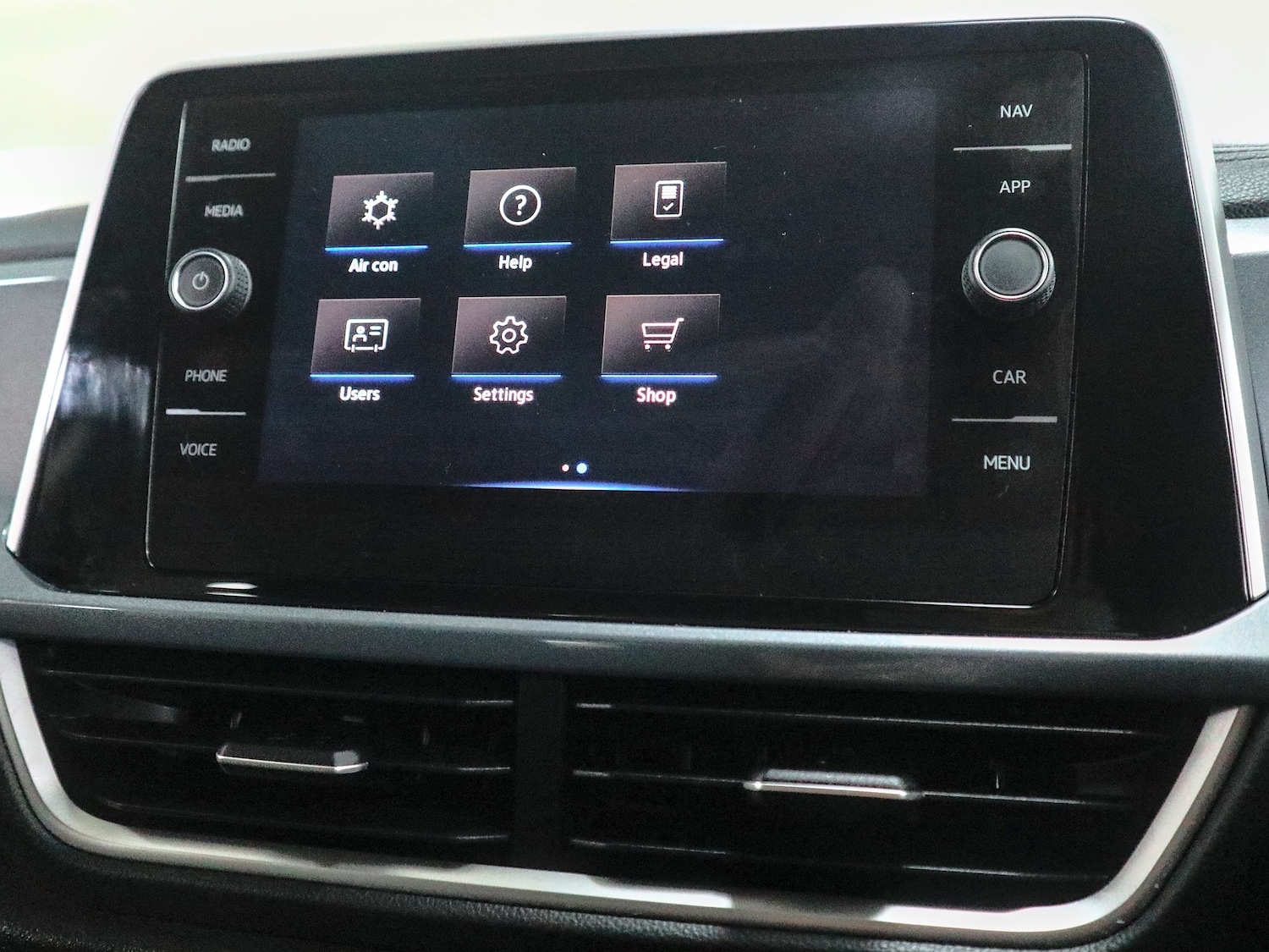 Used Volkswagen T-Roc 2023 for sale - 77303927: Photo 67