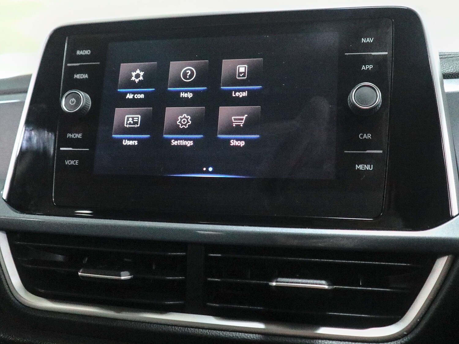 Used Volkswagen T-Roc 2023 for sale - 77303927: Photo 68