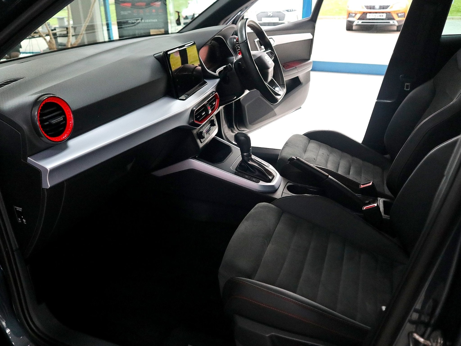 Used SEAT Arona 2024 for sale - 76225457: Photo 4