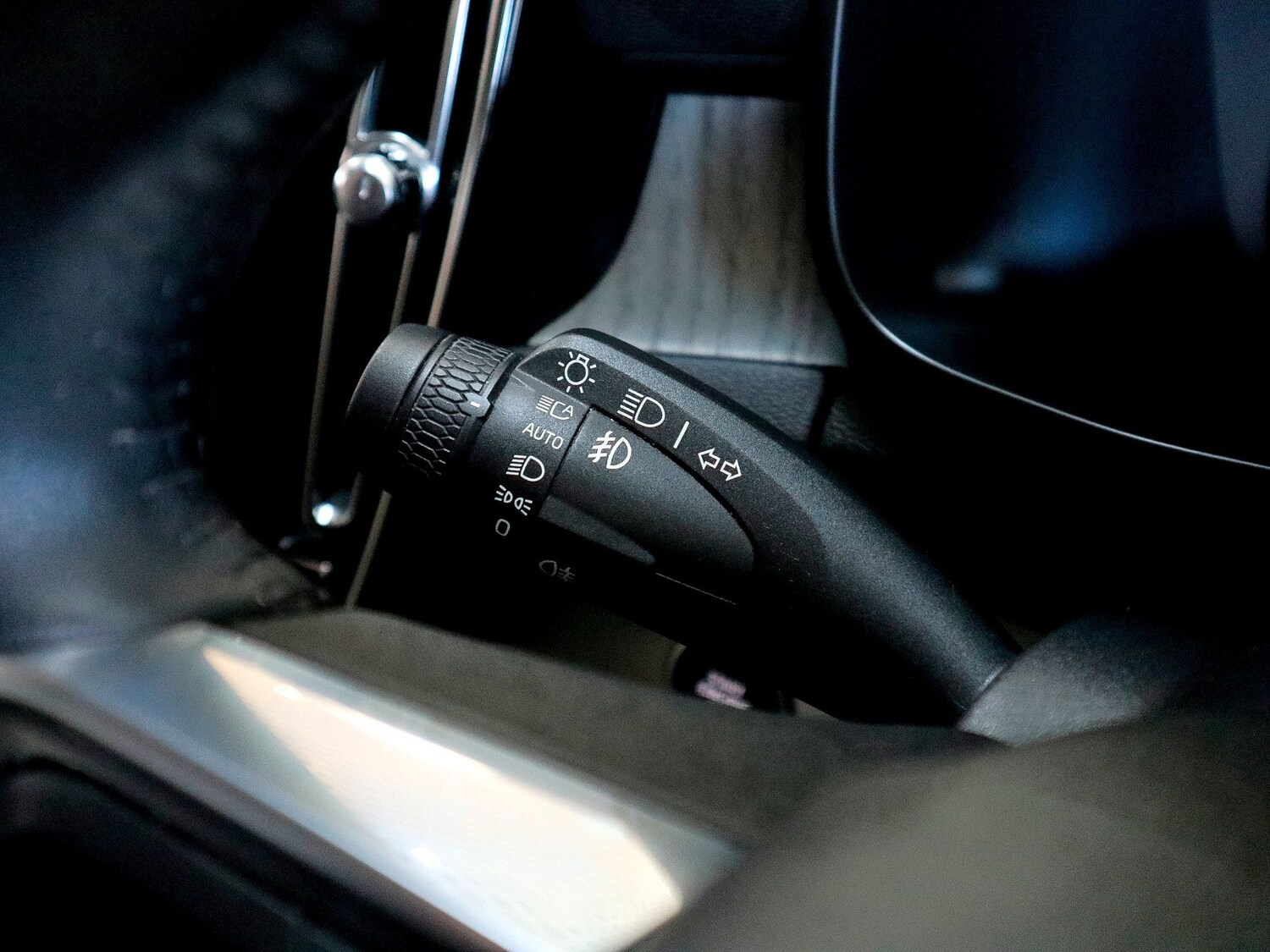 Used Volvo XC40 2021 for sale - 77008431: Photo 39