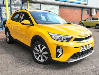 Used Kia Stonic 2023 for sale - 79600650: Photo