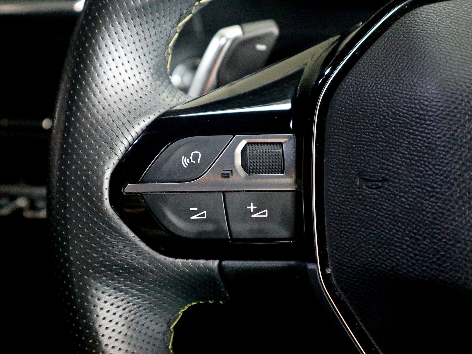 Used Peugeot 208 2022 for sale - 77342841: Photo 37