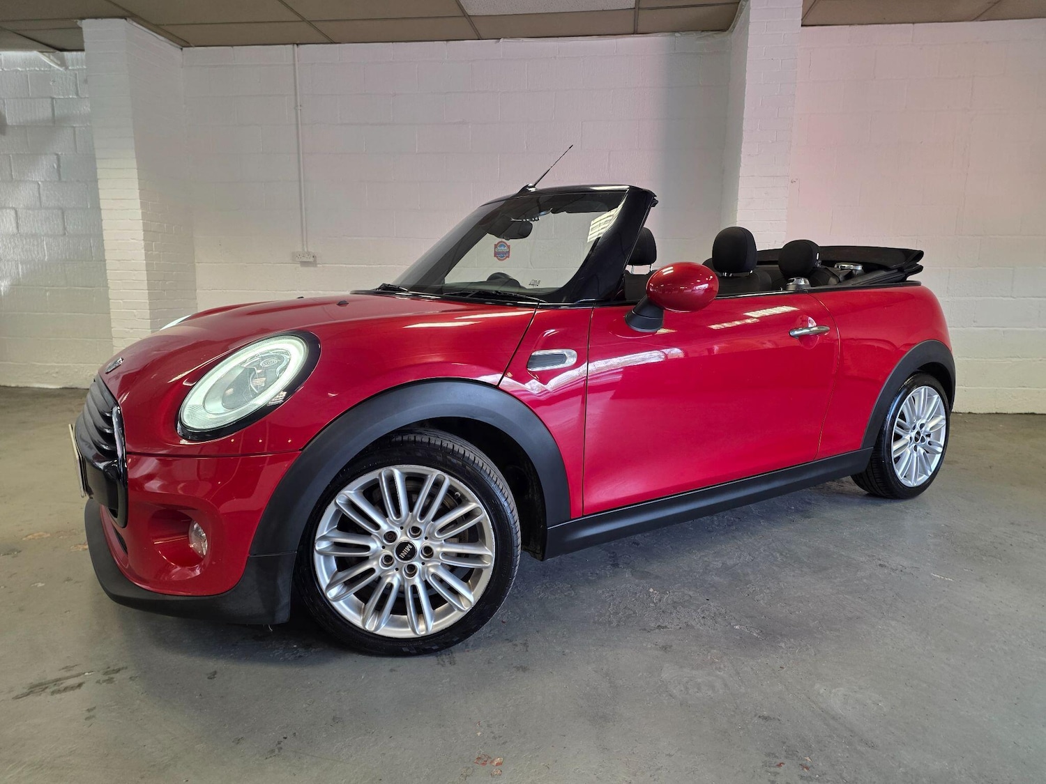 Used MINI Convertible 2016 for sale - 78170981: Photo 13