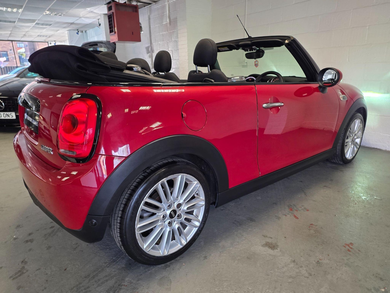 Used MINI Convertible 2016 for sale - 78170981: Photo 21