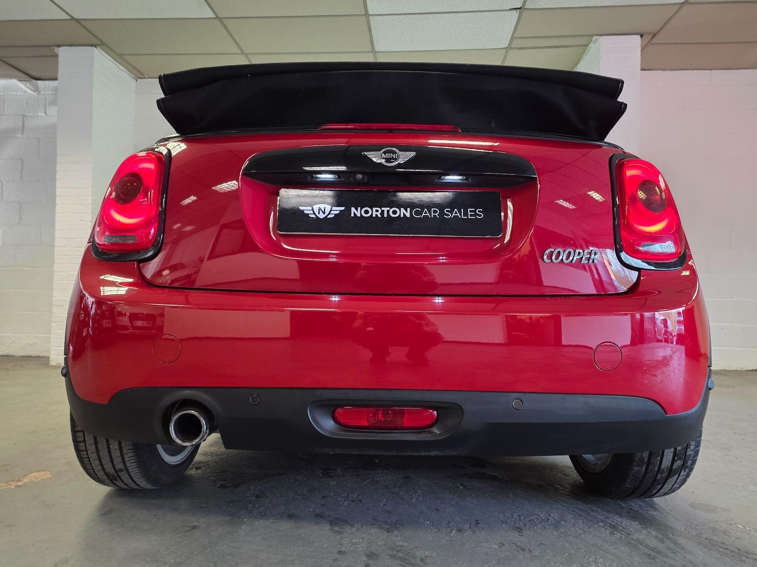 Used MINI Convertible 2016 for sale - 78170981: Photo 24