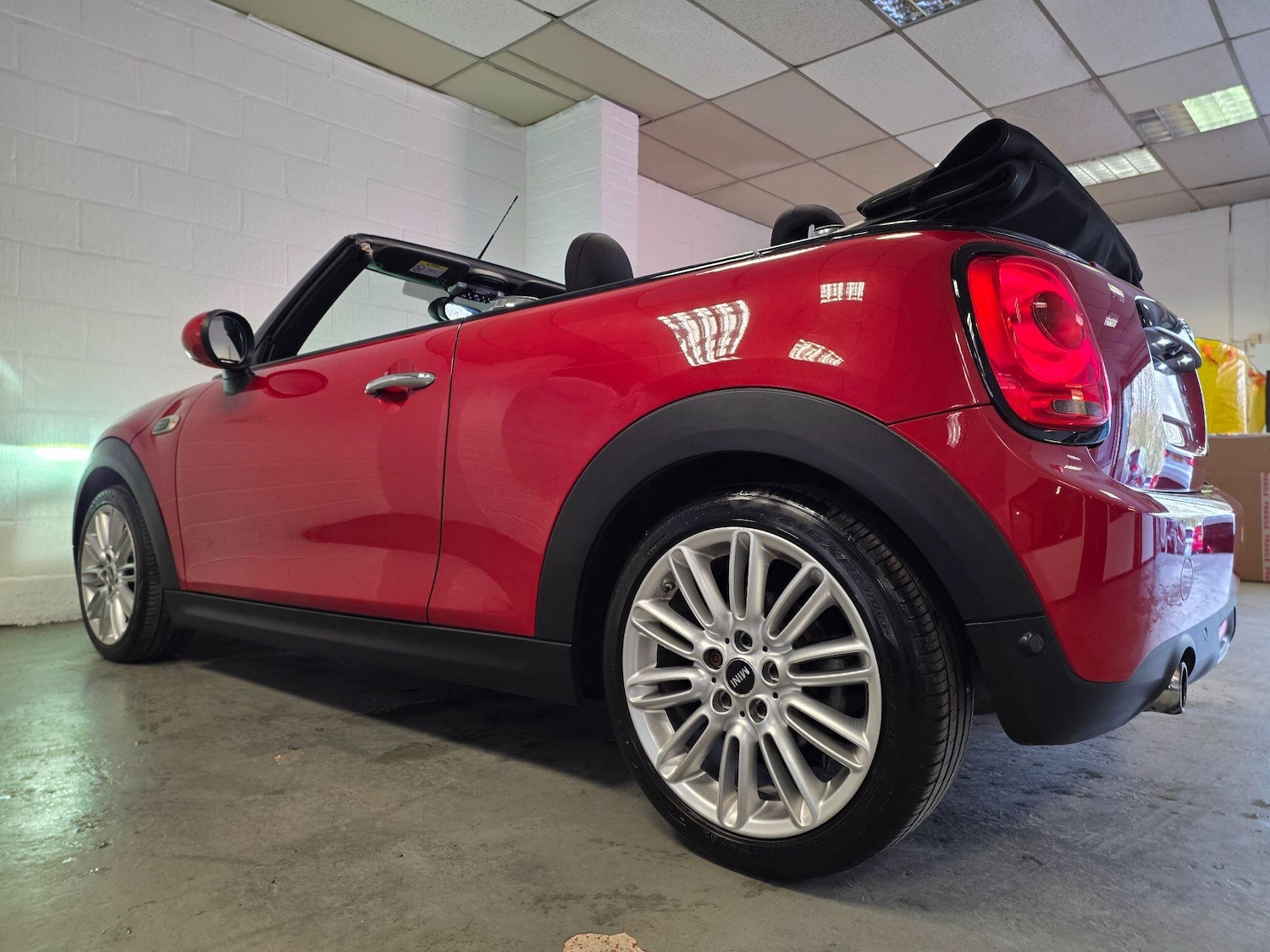 Used MINI Convertible 2016 for sale - 78170981: Photo 26