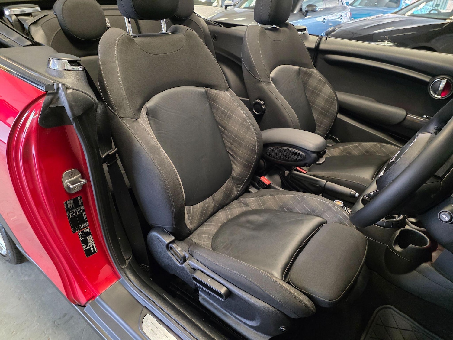 Used MINI Convertible 2016 for sale - 78170981: Photo 32