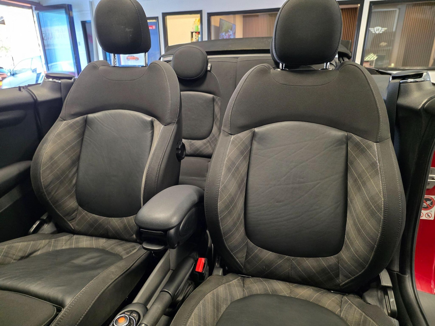 Used MINI Convertible 2016 for sale - 78170981: Photo 42