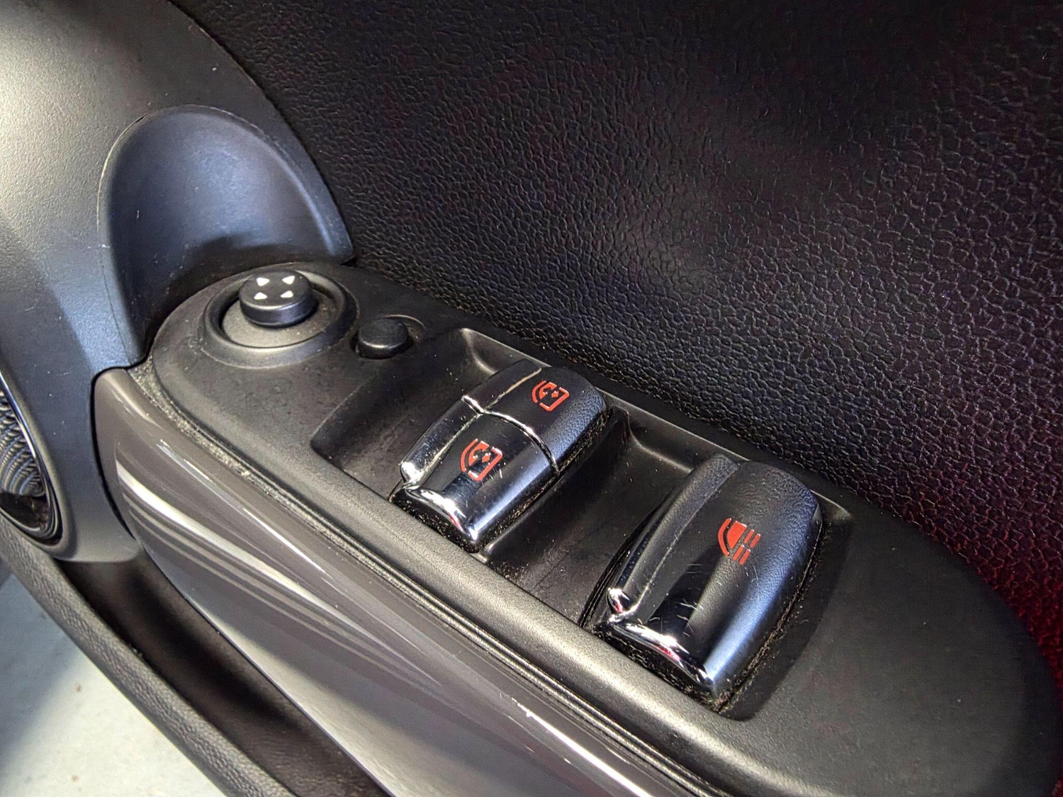 Used MINI Convertible 2016 for sale - 78170981: Photo 47