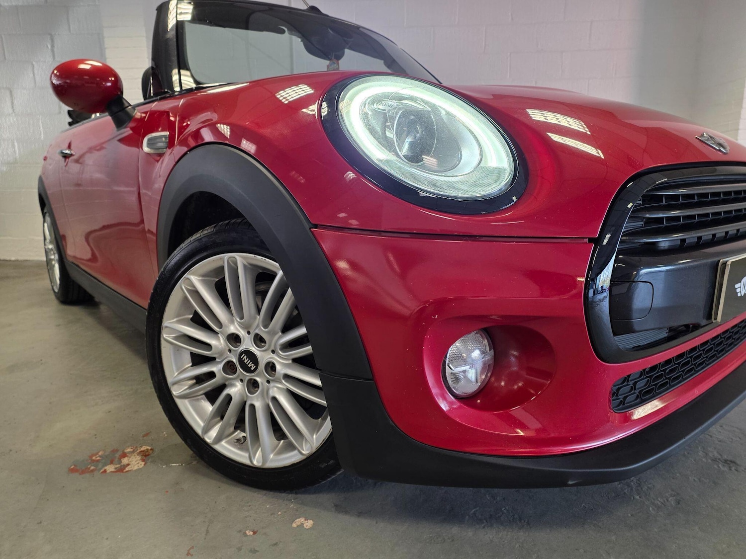 Used MINI Convertible 2016 for sale - 78170981: Photo 5