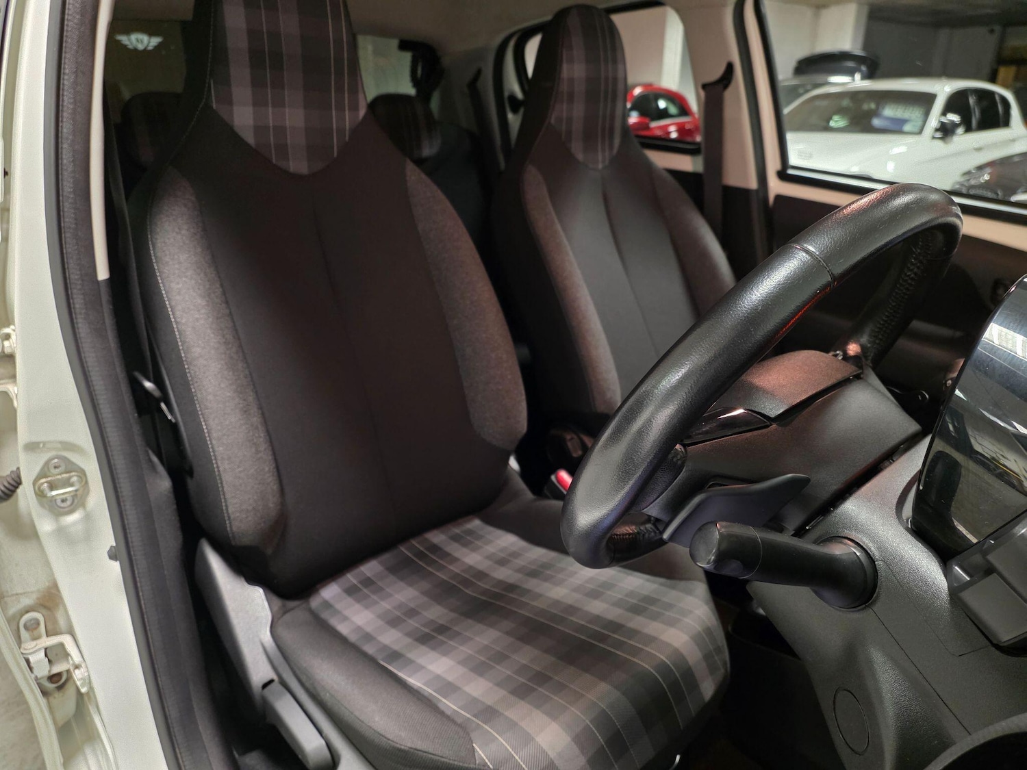 Used Peugeot 108 2018 for sale - 77267697: Photo 34