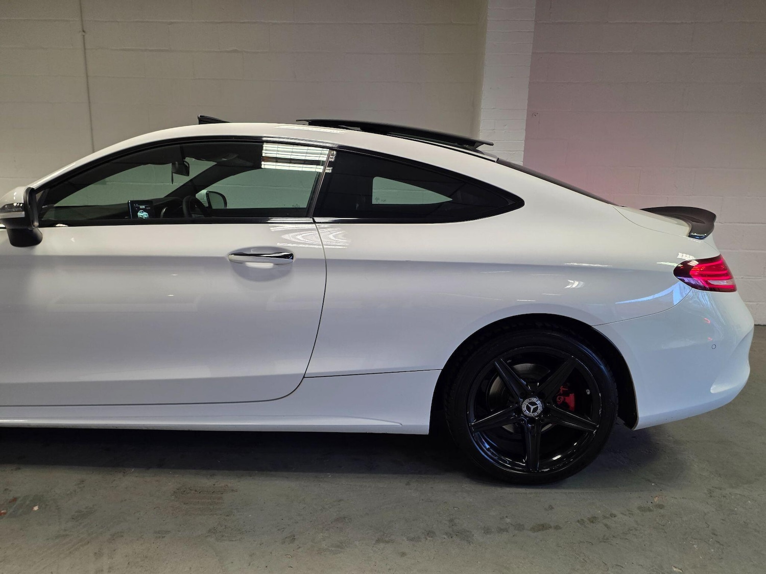 Used Mercedes-Benz C Class 2017 for sale - 77315188: Photo 17