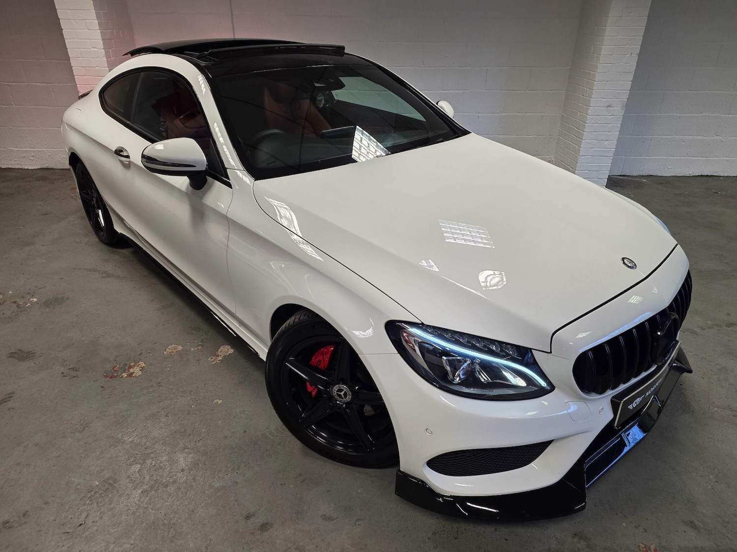 Used Mercedes-Benz C Class 2017 for sale - 77315188: Photo 4